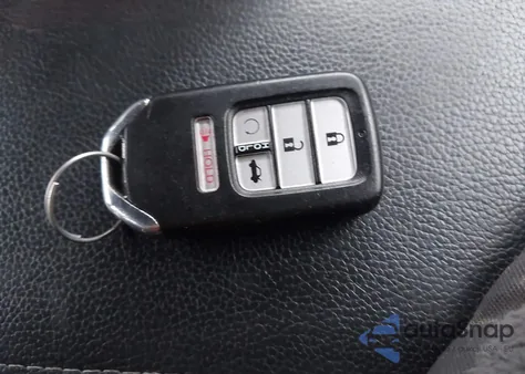 2019 Honda Civic Sport z USA, uszkodzony, nr VIN 19XFC2F85KE012438